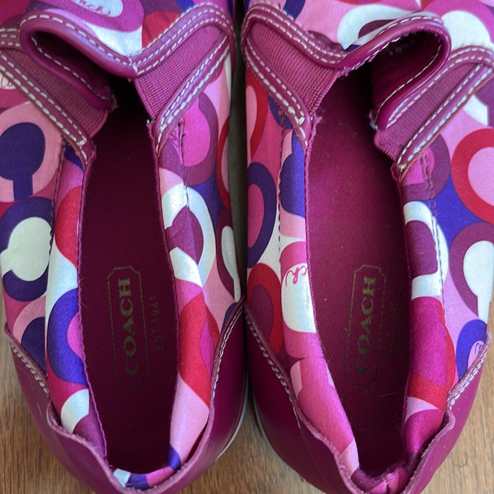 Vintage Coach slip on sneakers - Picture 3 of 5